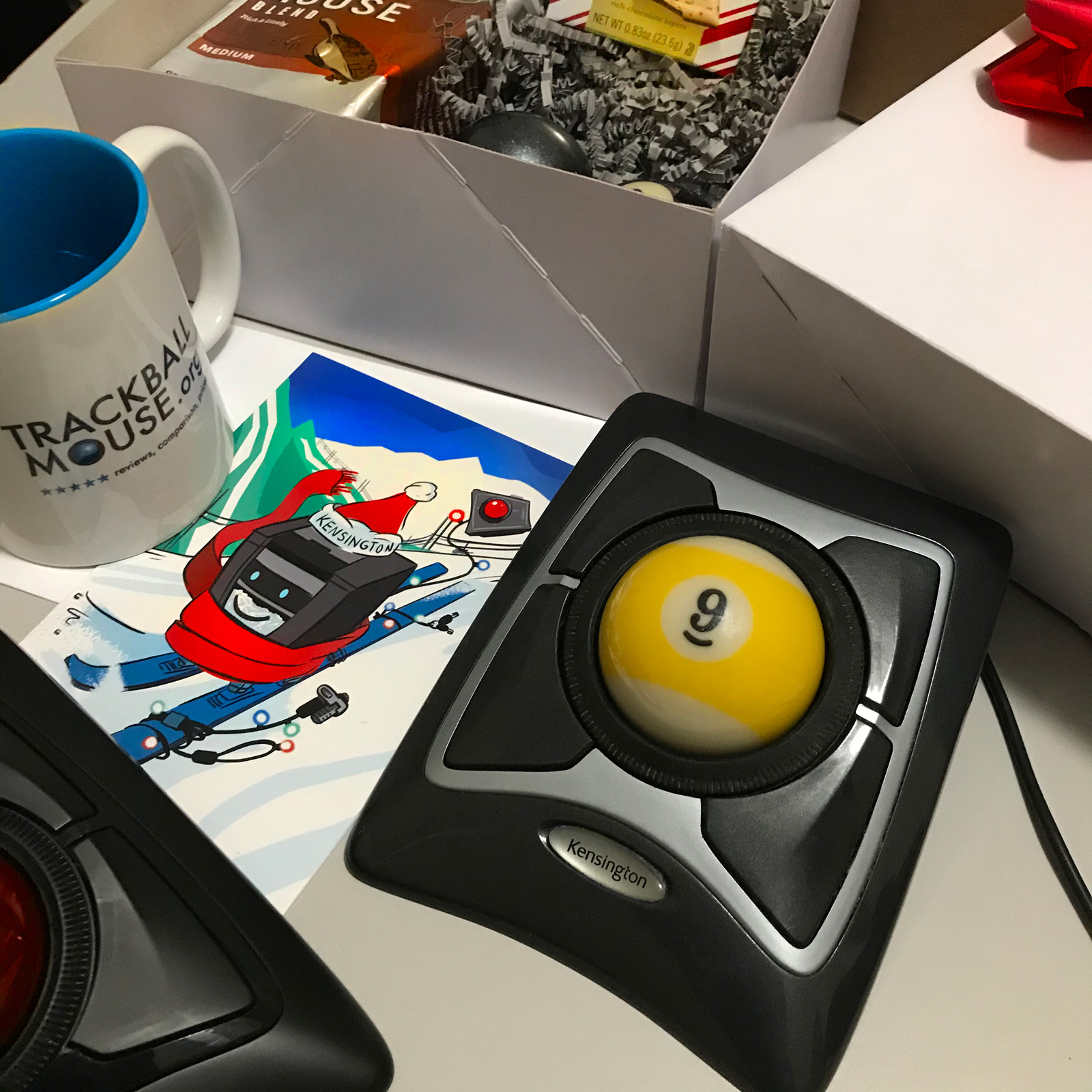 Kensington Expert 8-ball pool trackball