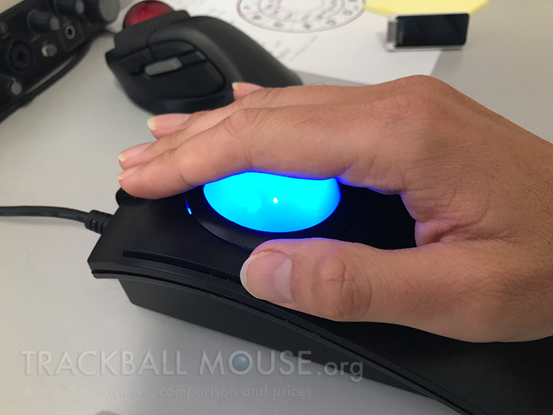 CST trackball fingers scrolling scrollwheel